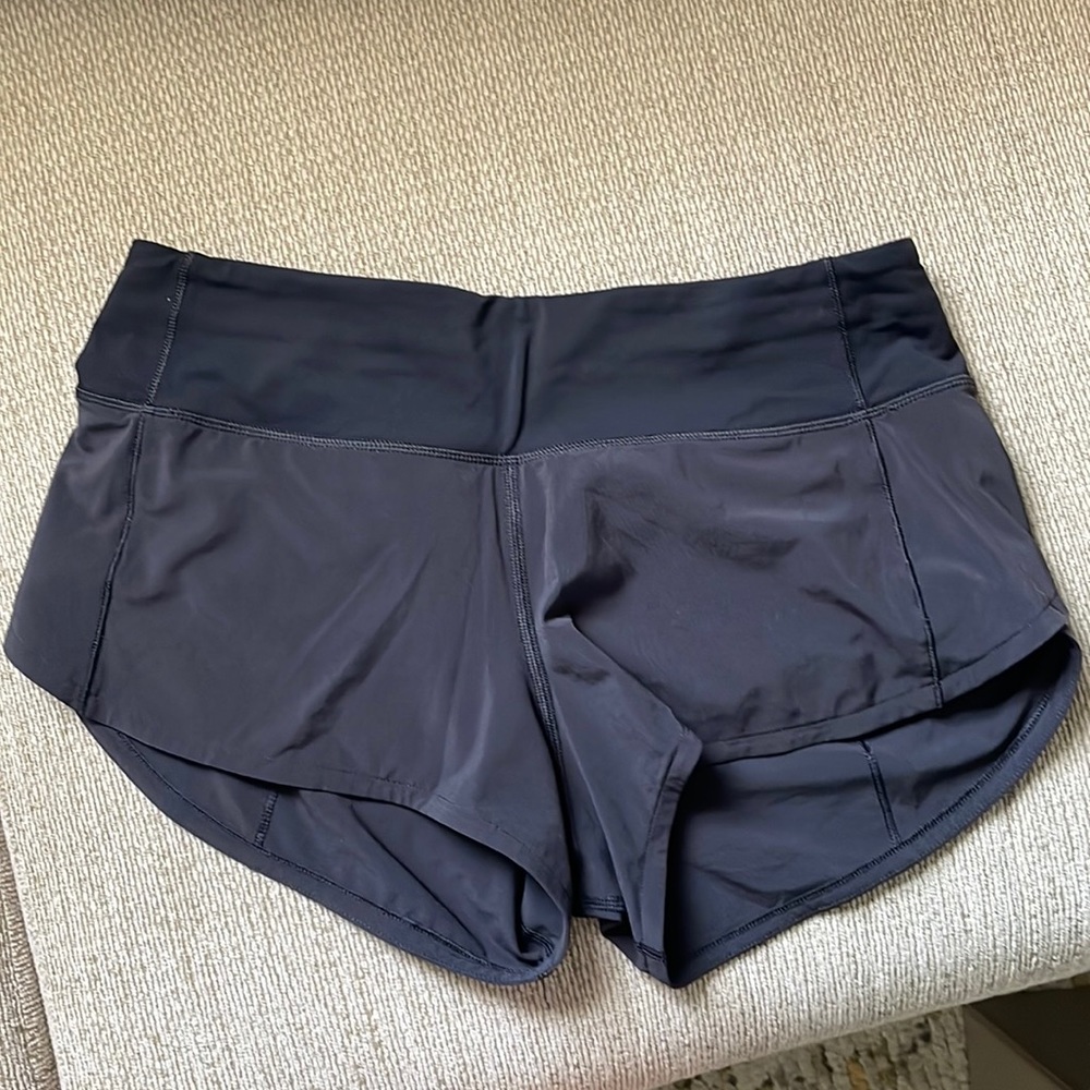 Speed short size 4